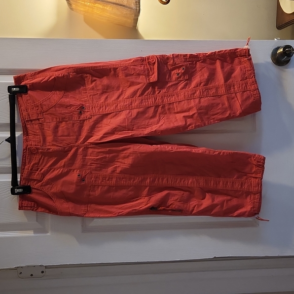 1 Capri + 1 Top - Picture 3 of 6